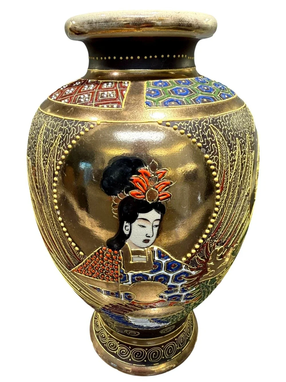 Vintage Japanese Satsuma Moriage Samurai Figural Vase 10